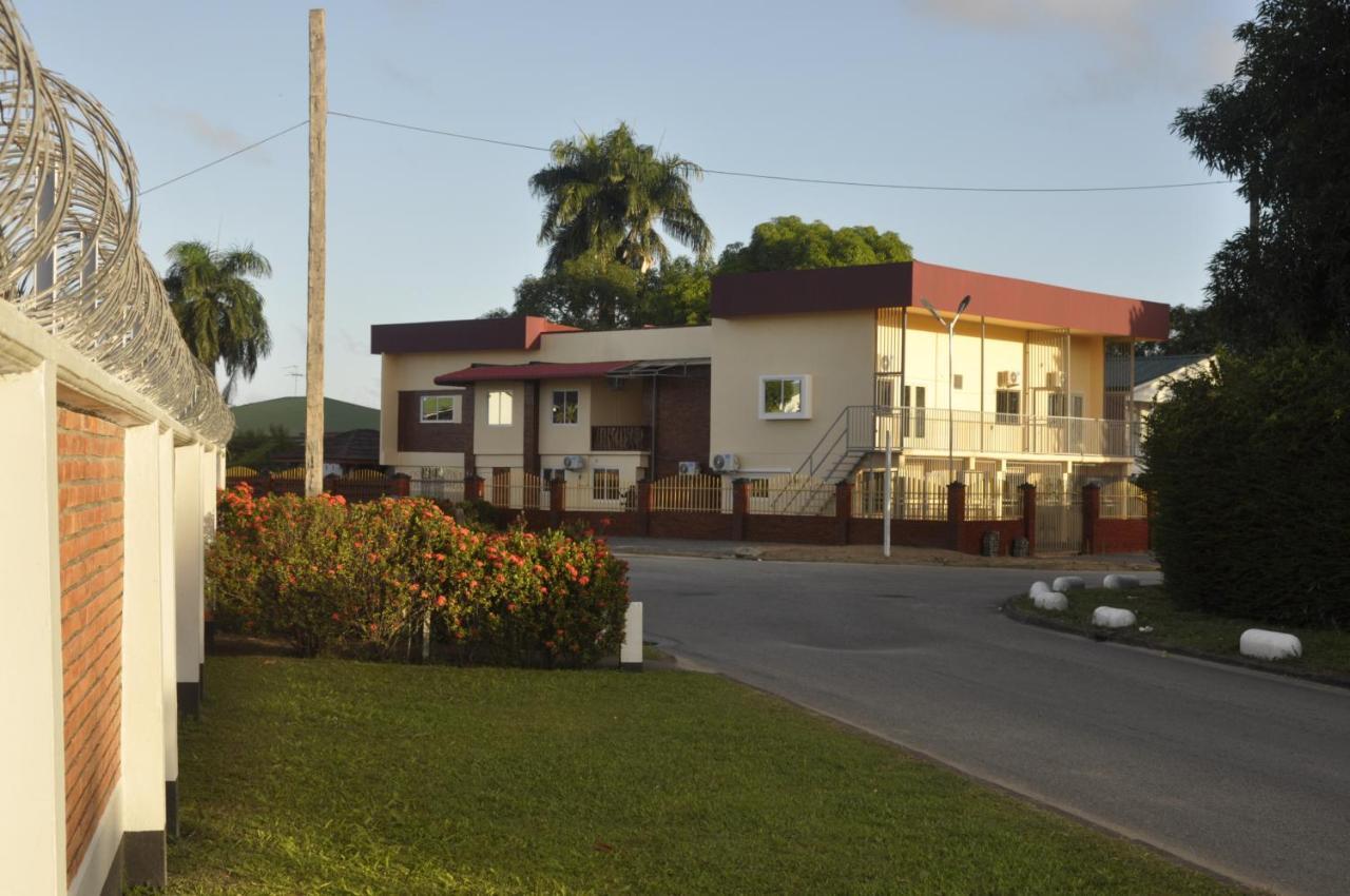 Riando Appartement Royal Rainville Paramaribo Buitenkant foto